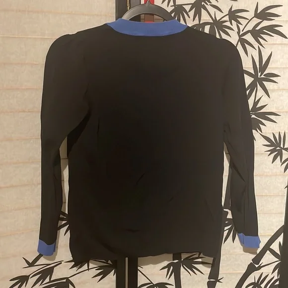 Chase Bank contrast top - Picture 3 of 3